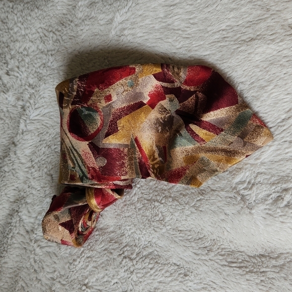 Vintage Cervino Red & Gold Geometric Tie - Picture 5 of 9